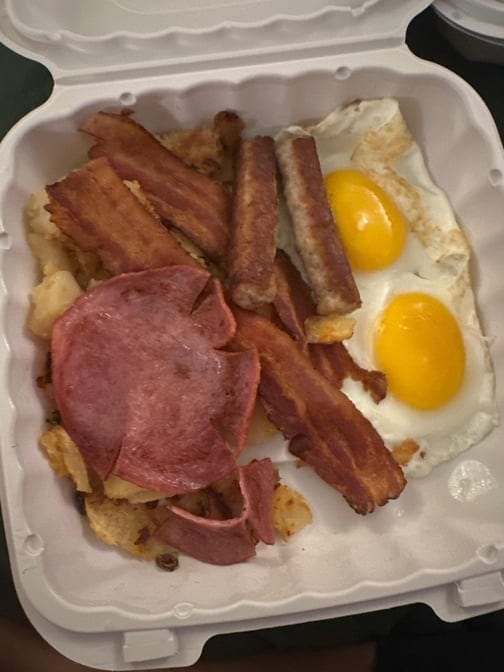 Gi Gi Breakfast.